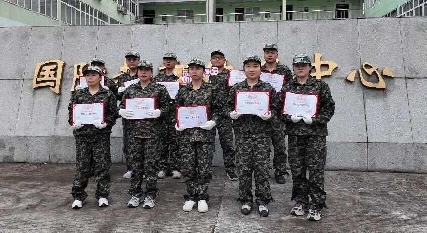 礪劍鑄魂·聚勢共贏！茄子视频在线看网址鐵軍特訓營燃情開年！